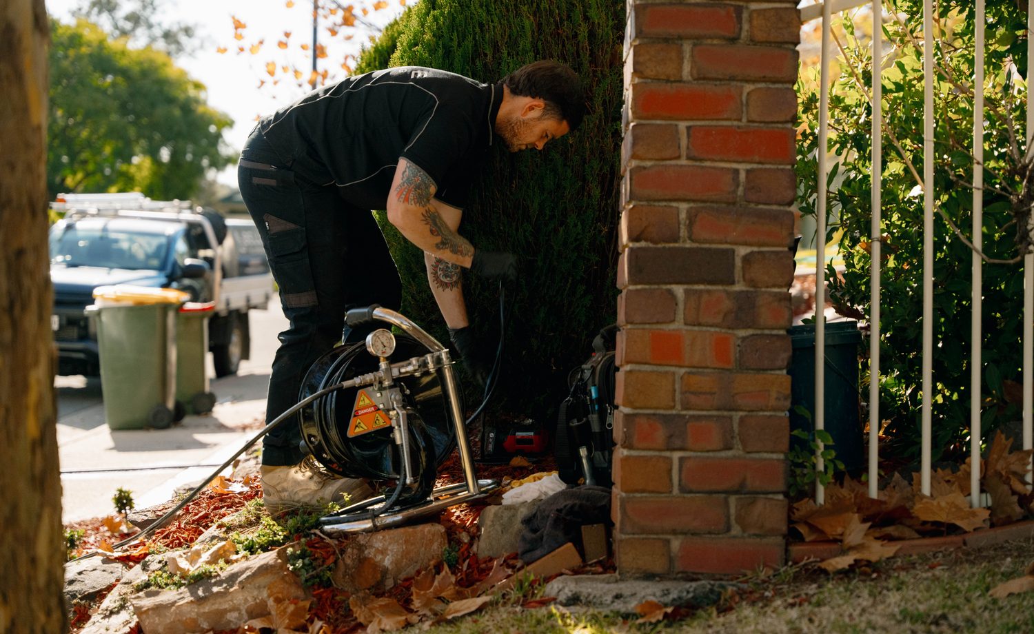 Clearing a blocked drain with the drain machine