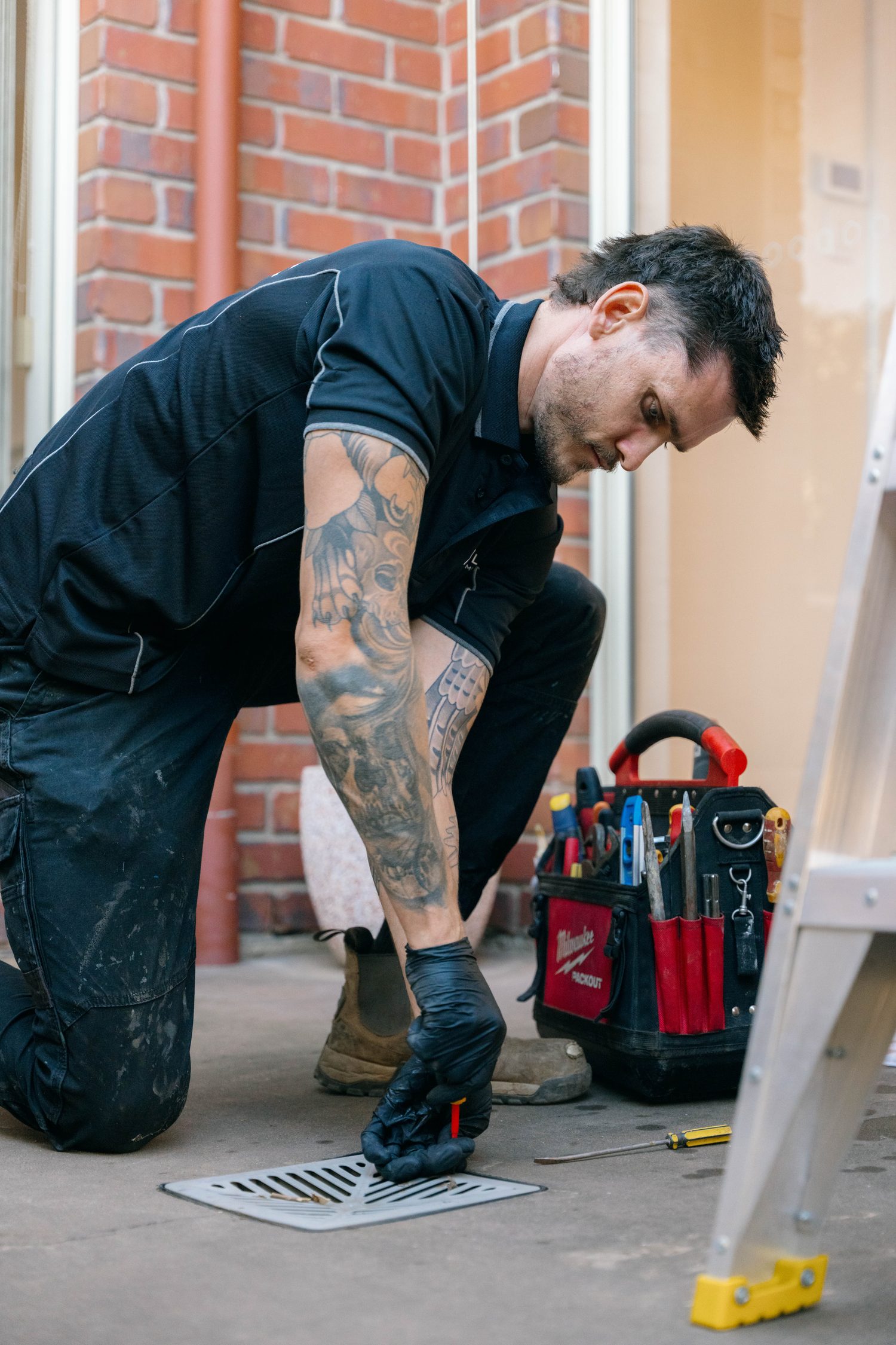 Servicing a floor drain